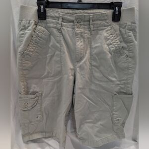 Gloria Vanderbilt Size 10 Missy Bermuda Cargo Shorts Beige Cotton Spandex Waist